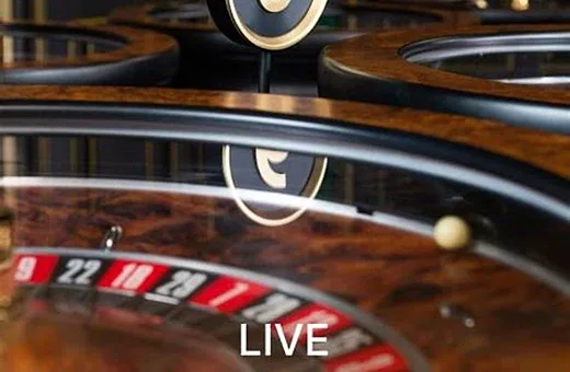 Luckyland Casino roulette and instant win games